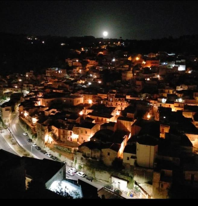 Willa Terrazza Con Vista 'Casa Ziicedda' Modica Zewnętrze zdjęcie
